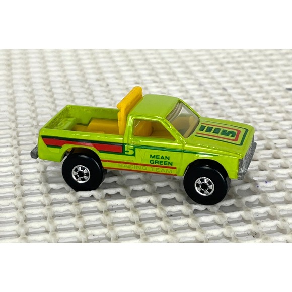 Vintage 1981 Matchbox Mean Green Racing Team Pickup Truck Toy Car - Picture 3 of 6